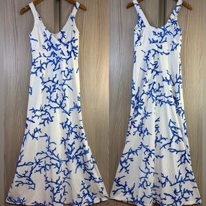 J. McLaughlin ‘Amory’ Maxi Dress ~ in Blue Coral 🪸 Print